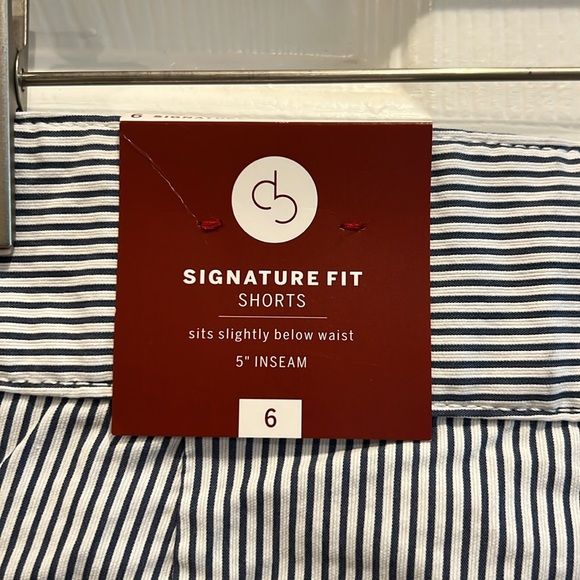 NWT Dress Barn Striped Chino Shorts - Picture 3 of 13